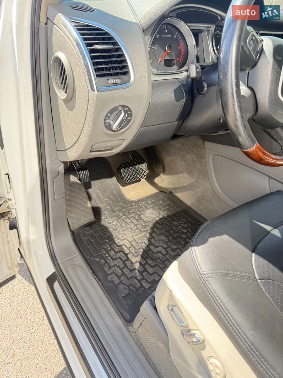 2011 Audi Q7 - мініатюра 36