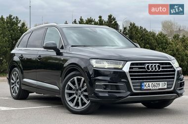 Позашляховик / Кросовер Audi Q7 2017 в Києві