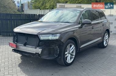 Позашляховик / Кросовер Audi Q7 2018 в Луцьку
