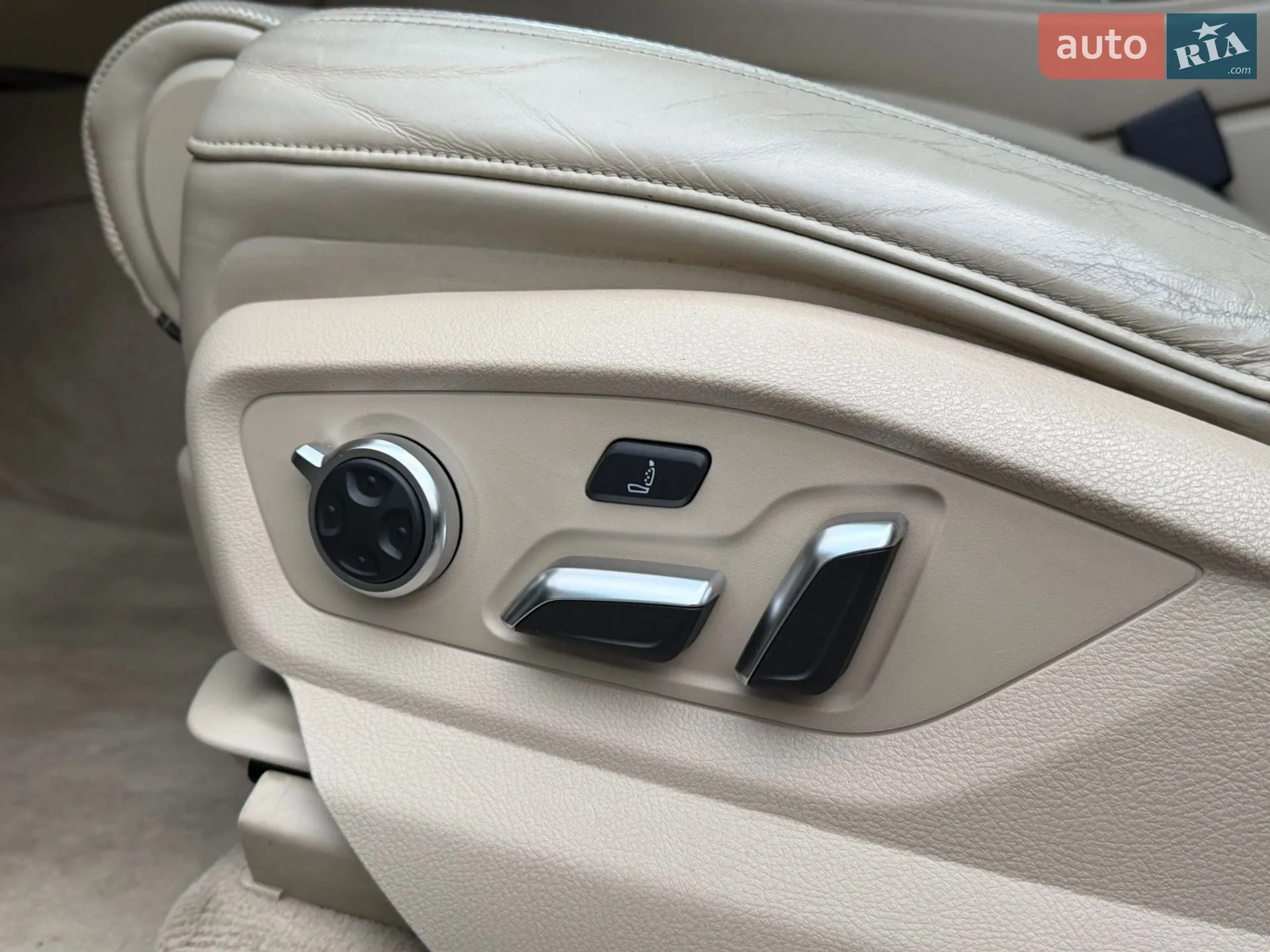 2017 Audi Q7 - мініатюра 18