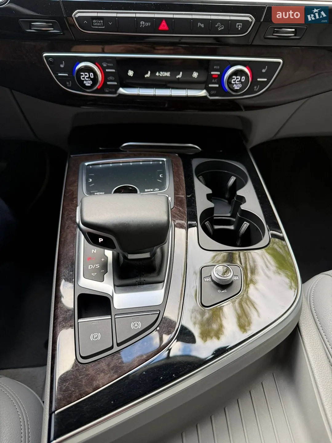 2015 Audi Q7 - мініатюра 24