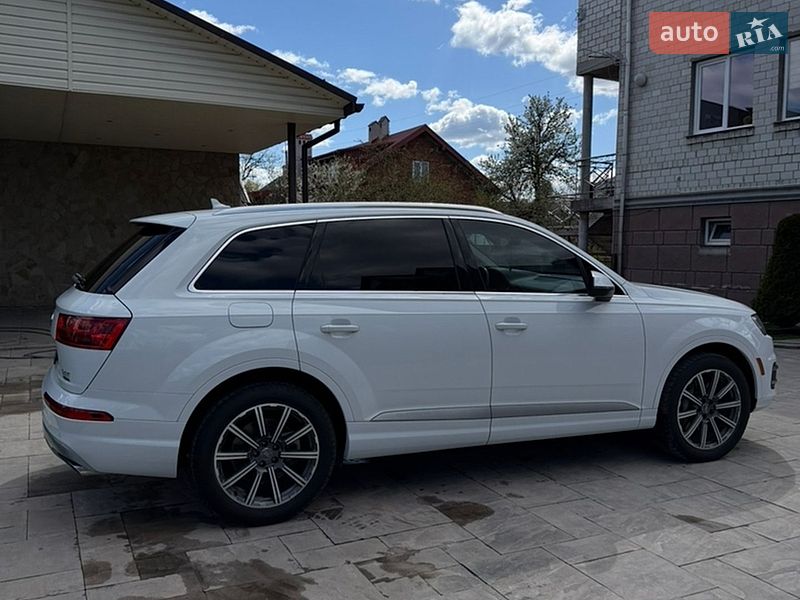 Внедорожник / Кроссовер Audi Q7 2016 в Львове