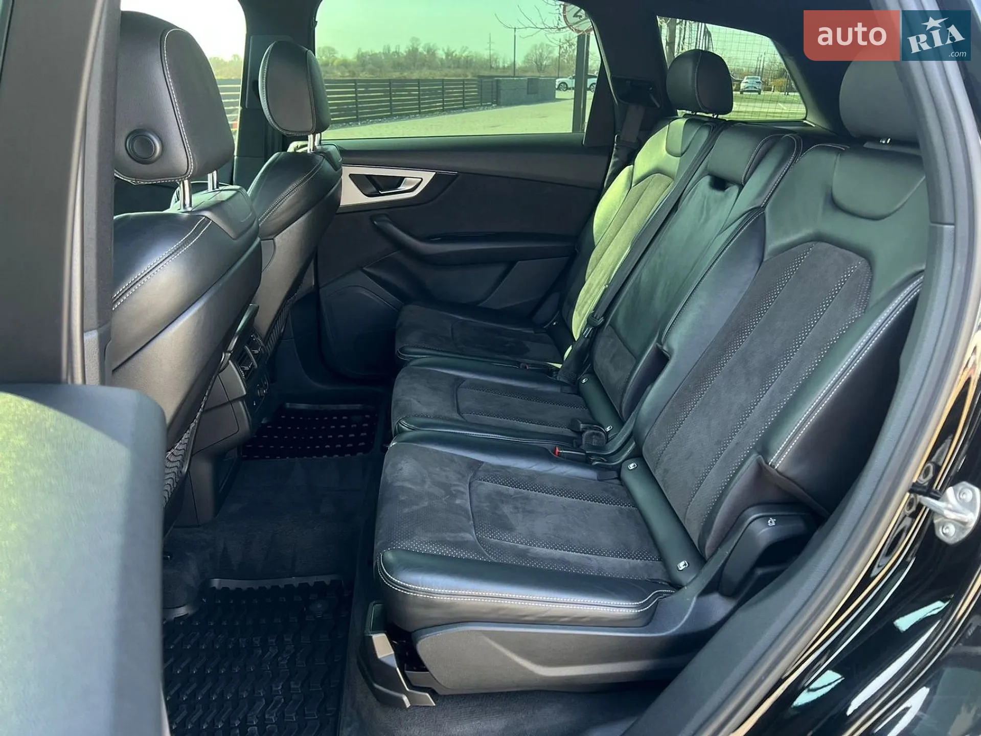 2016 Audi Q7 - мініатюра 17