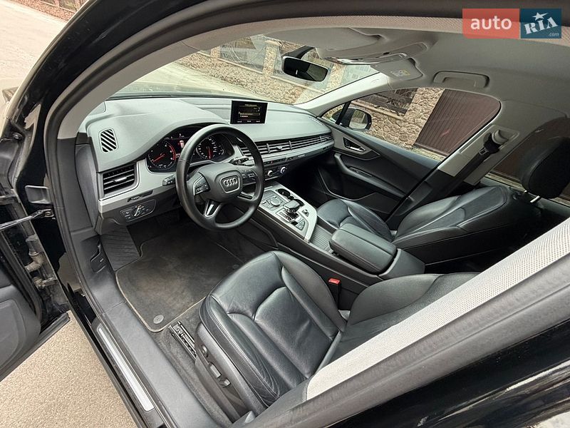 Внедорожник / Кроссовер Audi Q7 2018 в Киеве