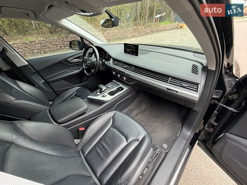 Внедорожник / Кроссовер Audi Q7 2018 в Киеве