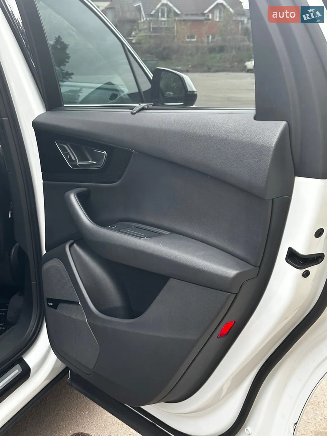 2017 Audi Q7 - мініатюра 16