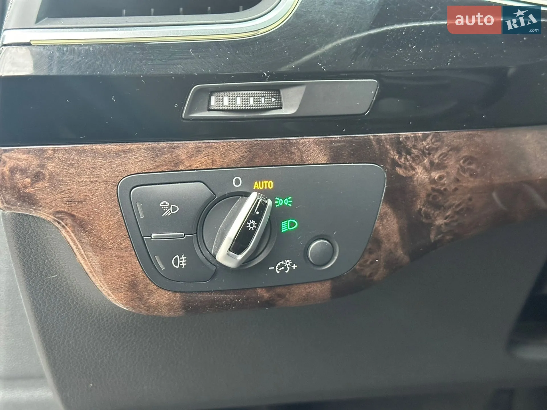 2016 Audi Q7 - мініатюра 12
