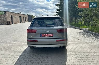 Внедорожник / Кроссовер Audi Q7 2016 в Днепре