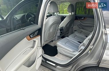 Внедорожник / Кроссовер Audi Q7 2016 в Днепре