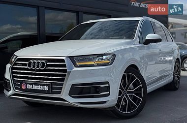 Позашляховик / Кросовер Audi Q7 2016 в Рівному