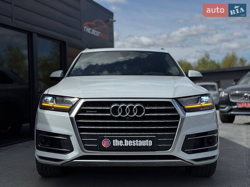 Внедорожник / Кроссовер Audi Q7 2016 в Ровно