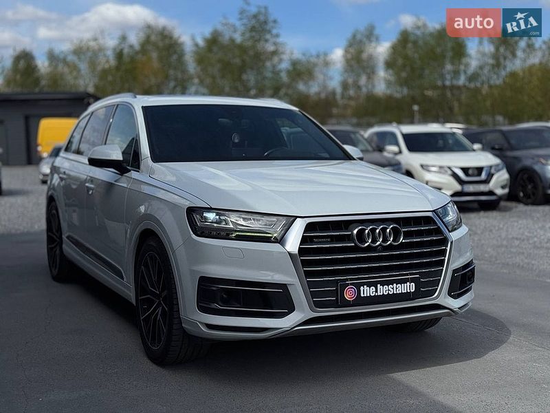 Внедорожник / Кроссовер Audi Q7 2016 в Ровно