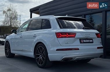 Внедорожник / Кроссовер Audi Q7 2016 в Ровно