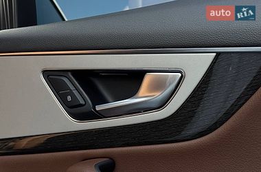 Внедорожник / Кроссовер Audi Q7 2016 в Ровно