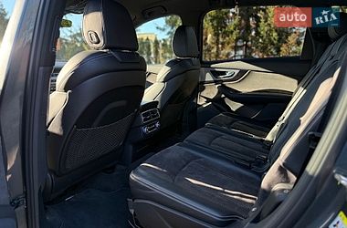 Внедорожник / Кроссовер Audi Q7 2016 в Тернополе