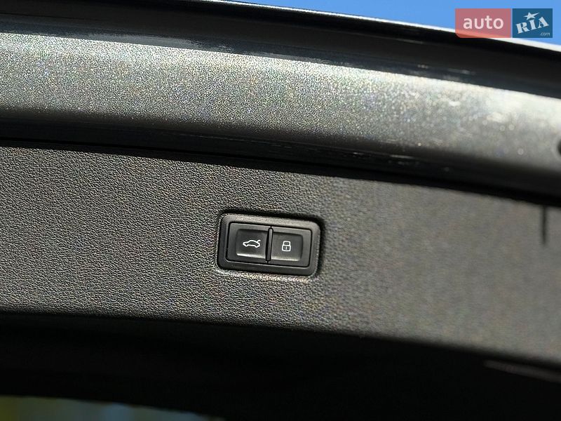 Внедорожник / Кроссовер Audi Q7 2016 в Тернополе