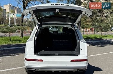 Внедорожник / Кроссовер Audi Q7 2017 в Одессе