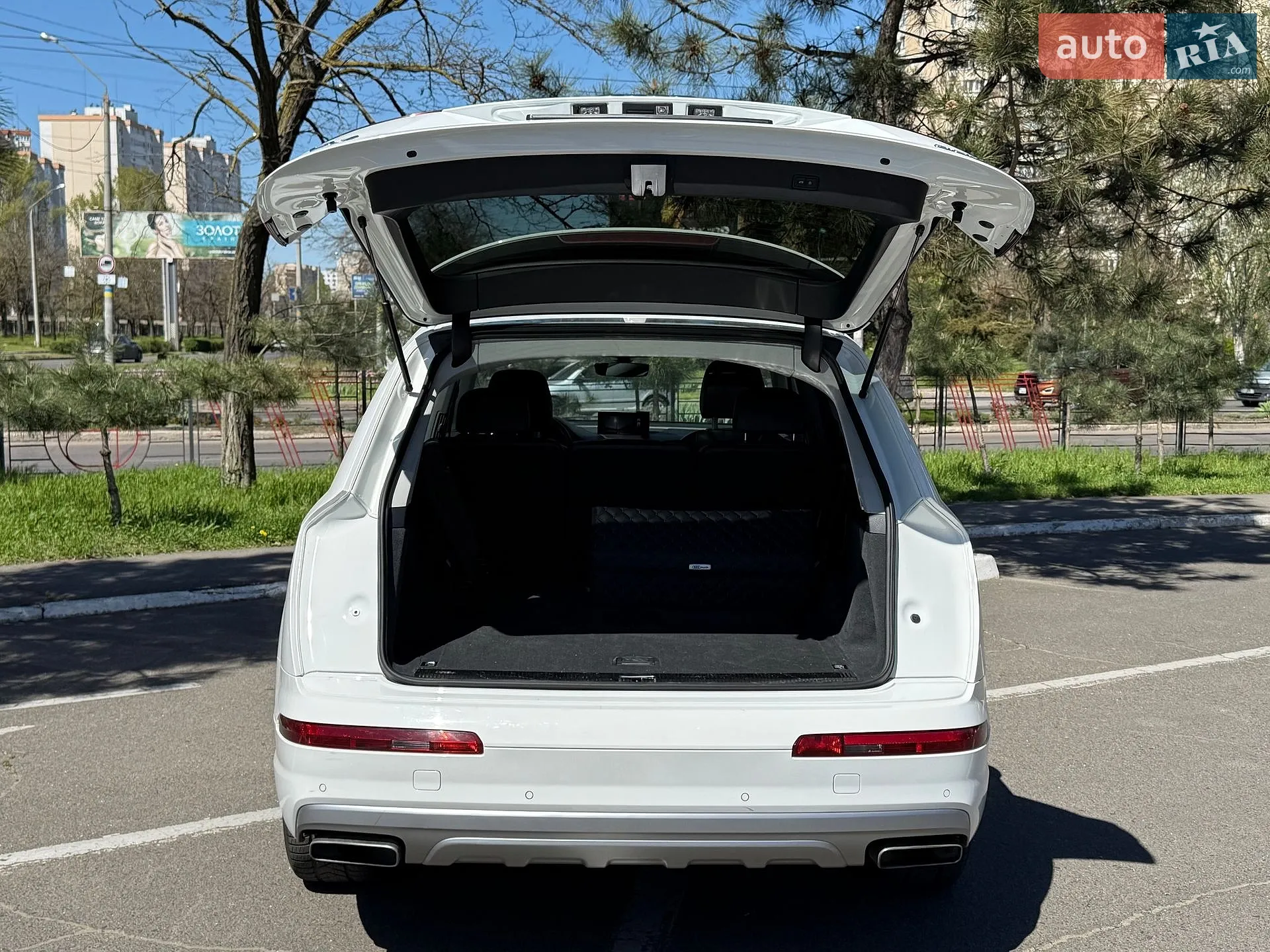 2017 Audi Q7 - мініатюра 18