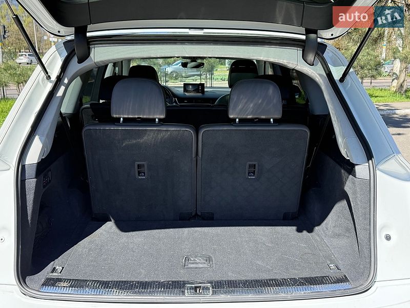 Внедорожник / Кроссовер Audi Q7 2017 в Одессе