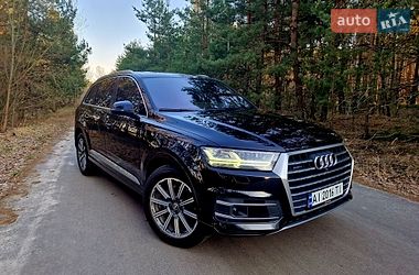 Позашляховик / Кросовер Audi Q7 2016 в Києві
