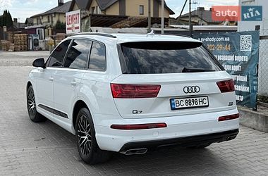 Внедорожник / Кроссовер Audi Q7 2016 в Львове