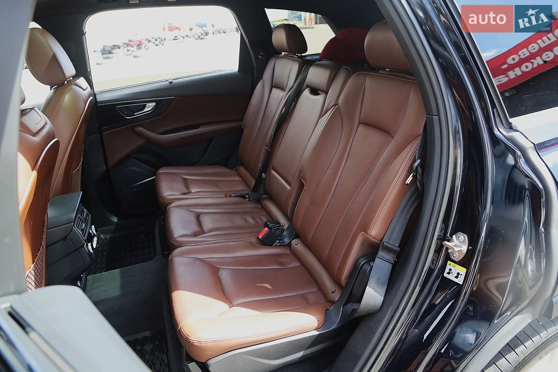 2017 Audi Q7 - мініатюра 10