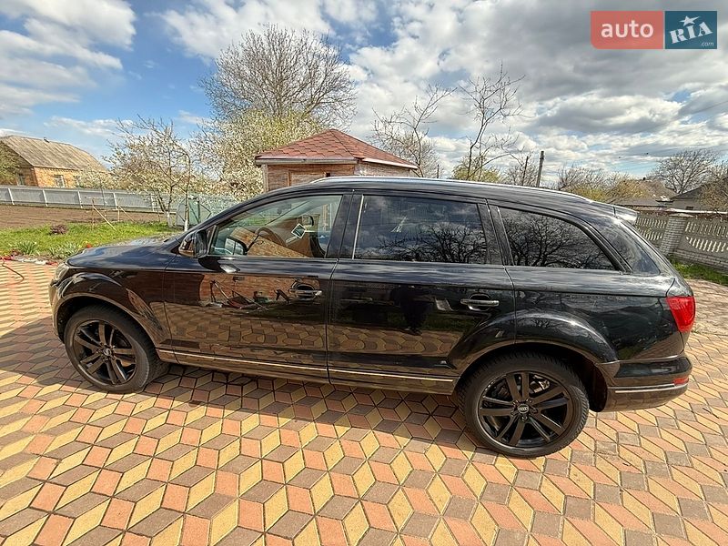 Внедорожник / Кроссовер Audi Q7 2011 в Корсуне-Шевченковском