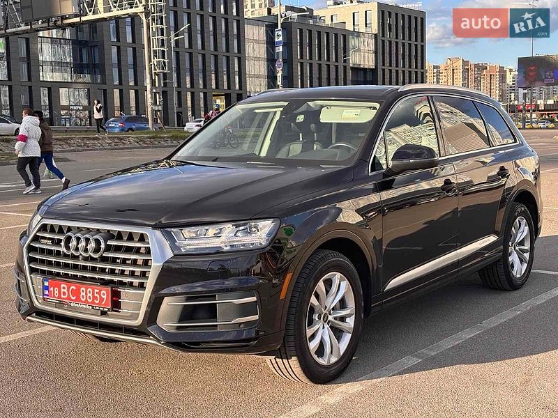 Внедорожник / Кроссовер Audi Q7 2019 в Киеве