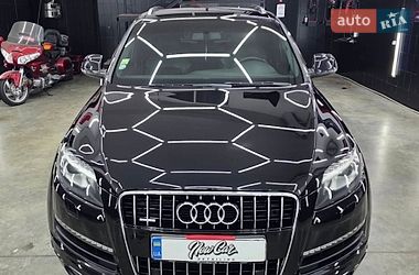 Внедорожник / Кроссовер Audi Q7 2010 в Черновцах