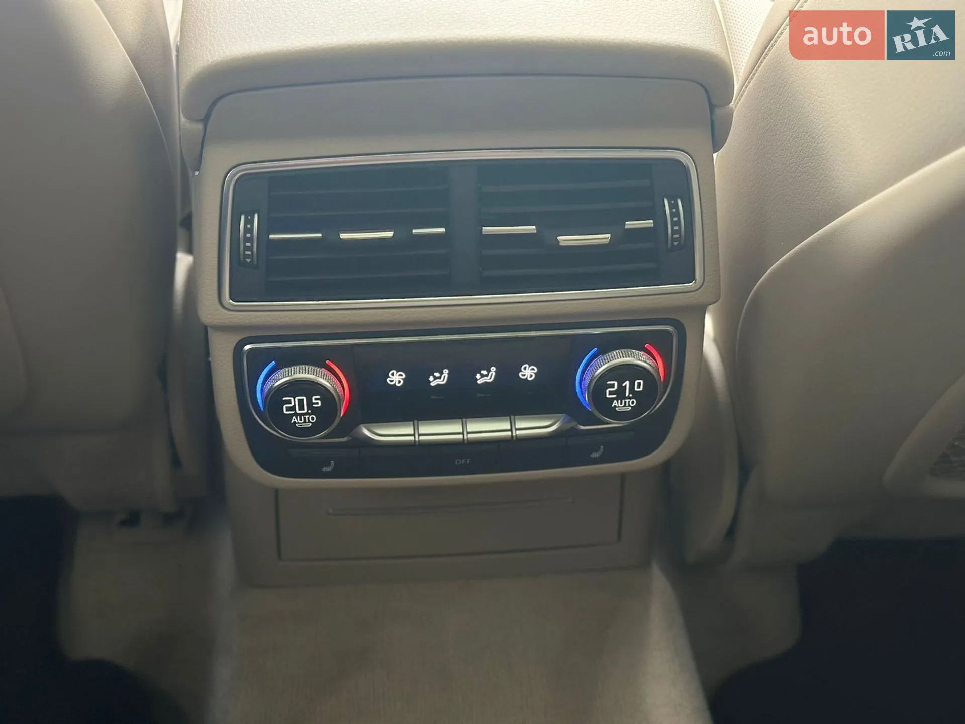 2017 Audi Q7 - мініатюра 20