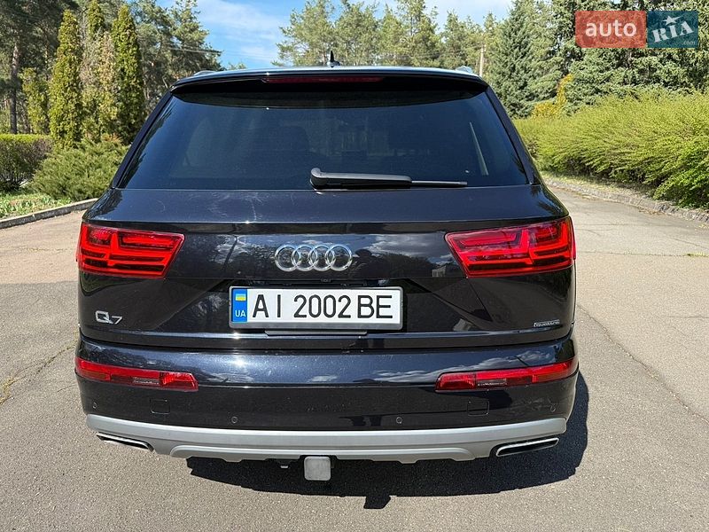 Внедорожник / Кроссовер Audi Q7 2019 в Киеве