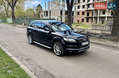 Позашляховик / Кросовер Audi Q7 2006 в Києві