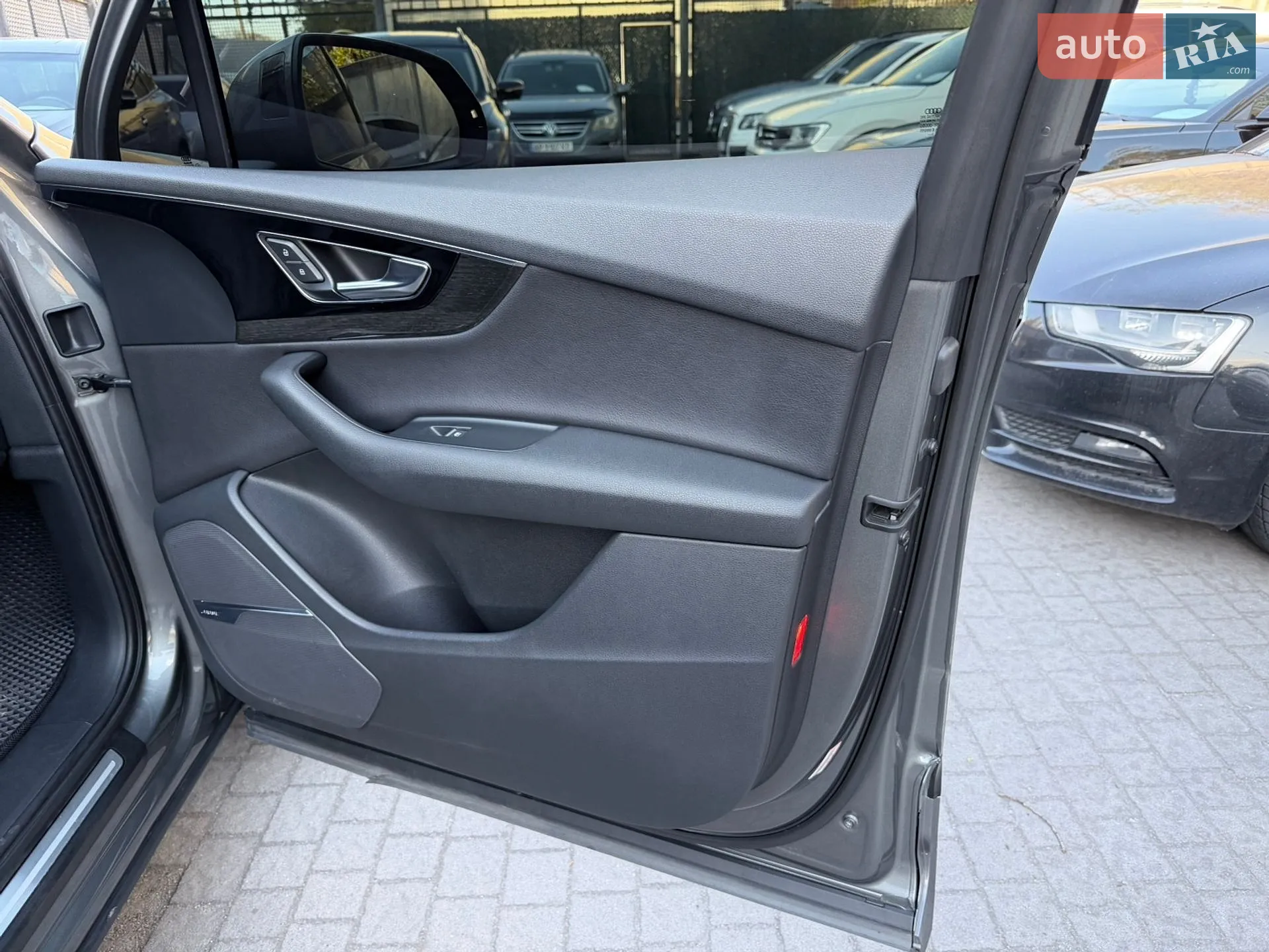 2015 Audi Q7 - мініатюра 11
