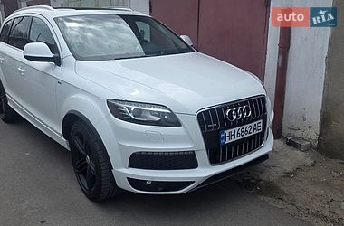 Внедорожник / Кроссовер Audi Q7 2010 в Одессе