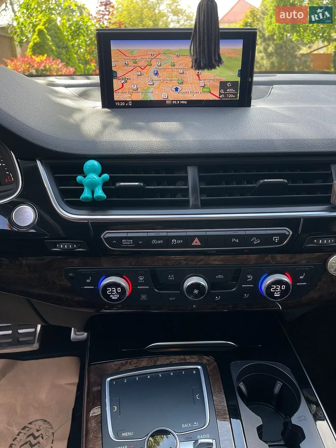 Audi Q7 2016 VIN WA1LAAF70HD012698 фото оголошення 12 з 29