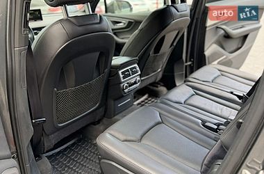 Позашляховик / Кросовер Audi Q7 2017 в Києві