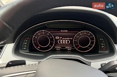 Позашляховик / Кросовер Audi Q7 2017 в Києві