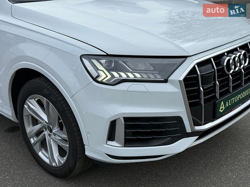 Внедорожник / Кроссовер Audi Q7 2022 в Киеве