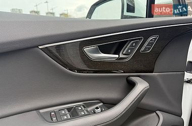 Внедорожник / Кроссовер Audi Q7 2022 в Киеве