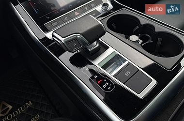 Внедорожник / Кроссовер Audi Q7 2022 в Киеве
