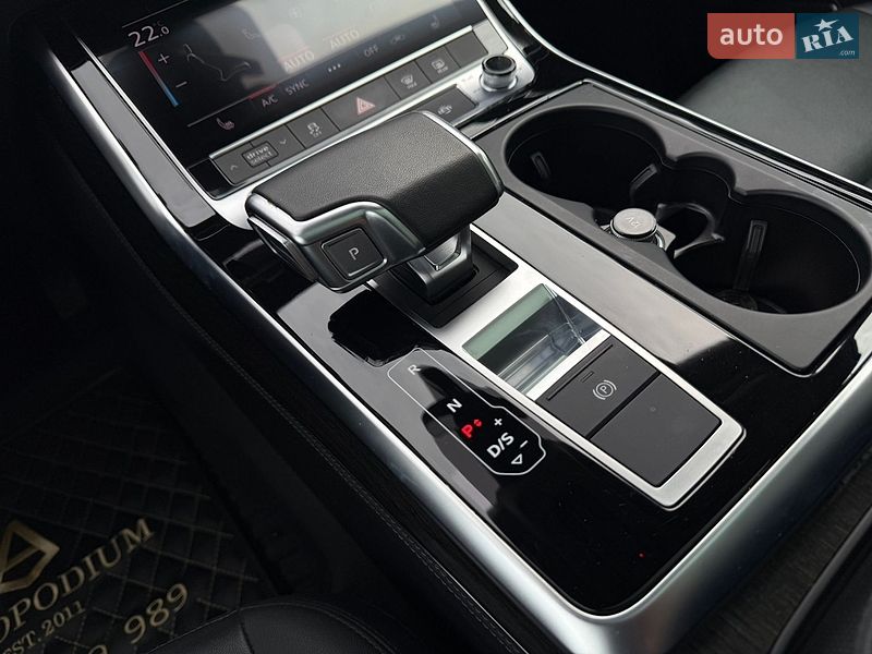 Внедорожник / Кроссовер Audi Q7 2022 в Киеве