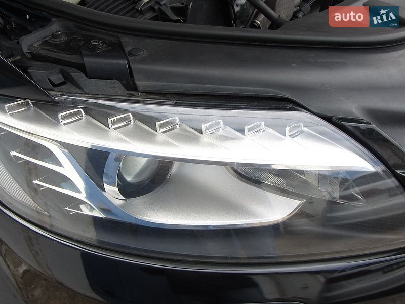 Позашляховик / Кросовер Audi Q7 2012 в Києві