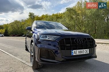 Внедорожник / Кроссовер Audi Q7 2021 в Днепре