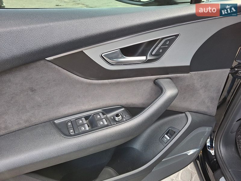 Внедорожник / Кроссовер Audi Q7 2016 в Львове