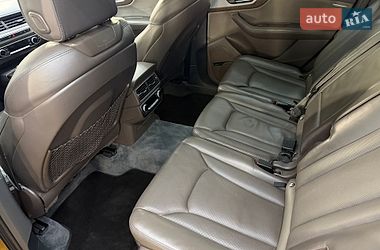 Внедорожник / Кроссовер Audi Q7 2016 в Киеве