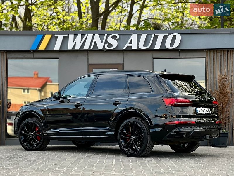 Позашляховик / Кросовер Audi Q7 2022 в Одесі