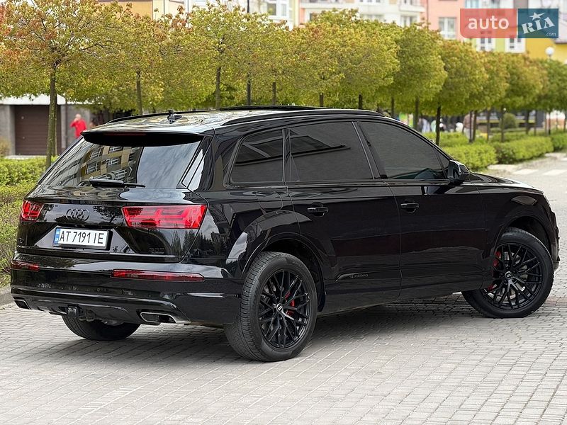 Внедорожник / Кроссовер Audi Q7 2018 в Ивано-Франковске