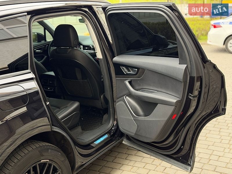 Внедорожник / Кроссовер Audi Q7 2018 в Ивано-Франковске