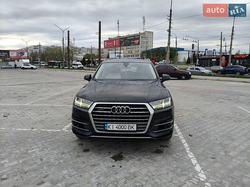 Внедорожник / Кроссовер Audi Q7 2016 в Белой Церкви