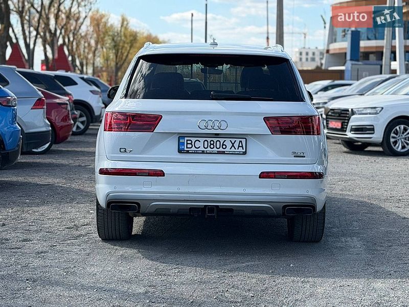 Внедорожник / Кроссовер Audi Q7 2017 в Львове